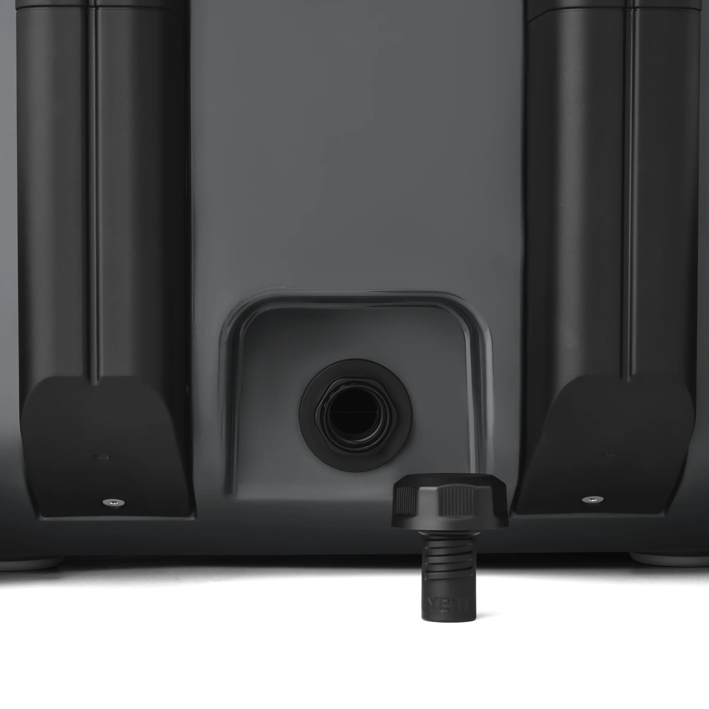 Roadie® 32 Wheeled Hard Cooler - Image 36
